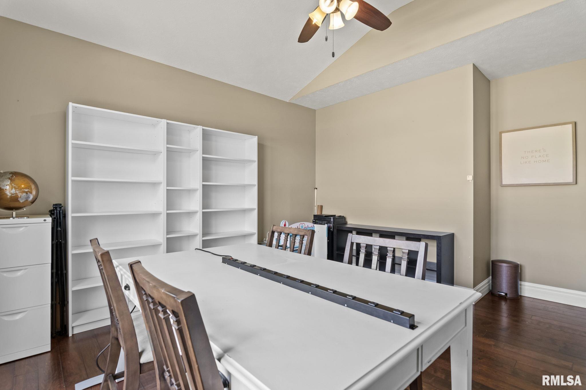 2812 Castlerock Ridge Springfield, IL 62711 - Photo 14 of 38