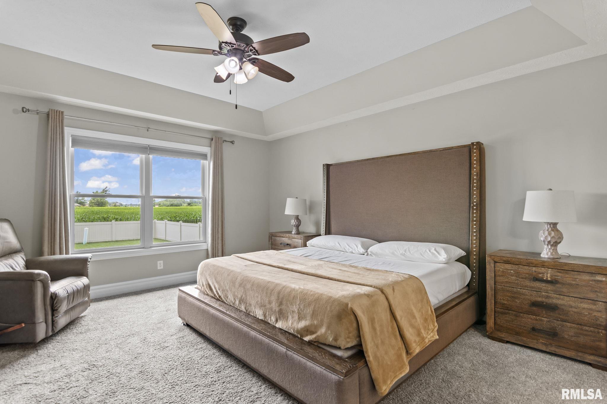 2812 Castlerock Ridge Springfield, IL 62711 - Photo 16 of 38