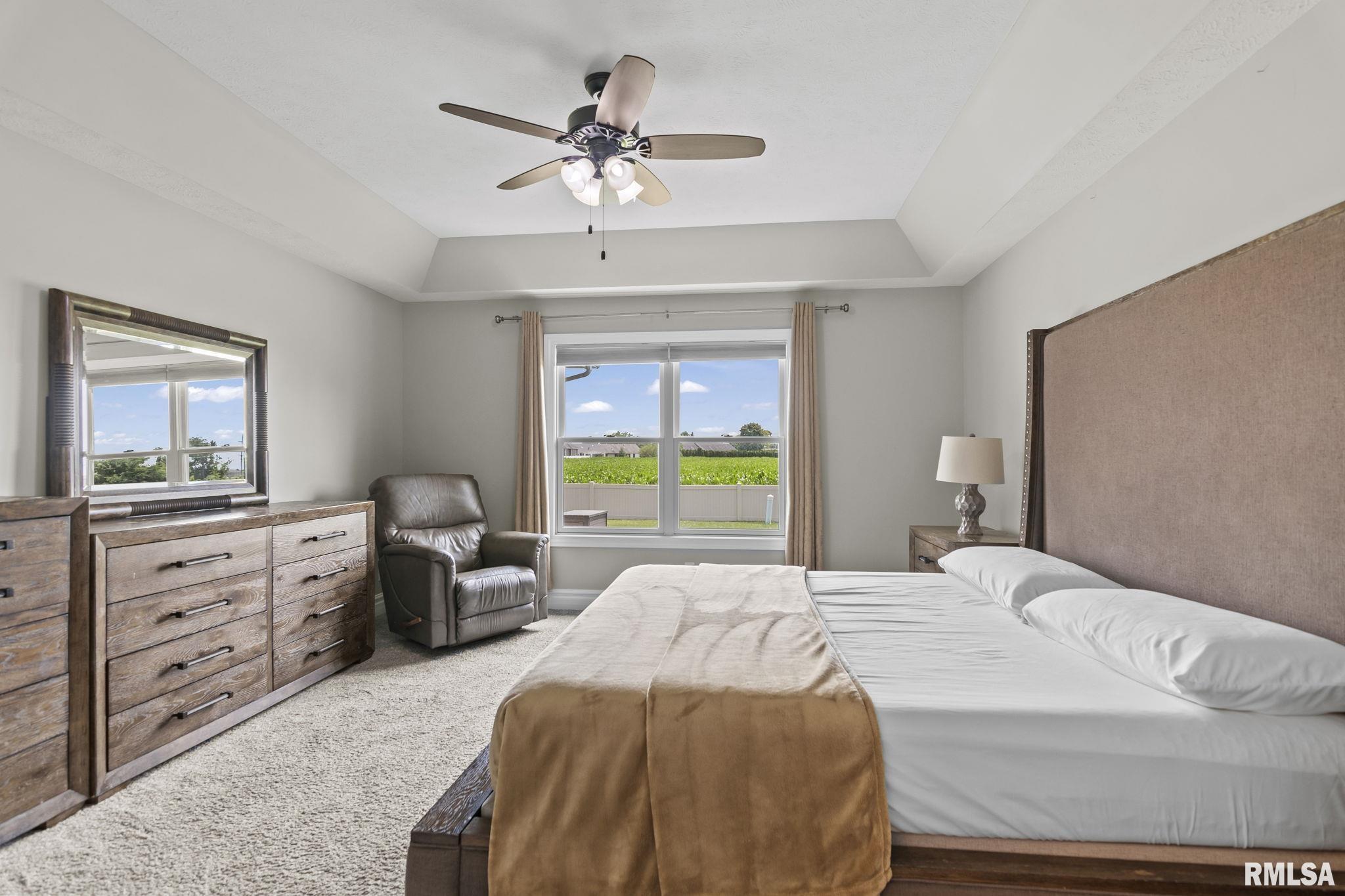 2812 Castlerock Ridge Springfield, IL 62711 - Photo 17 of 38