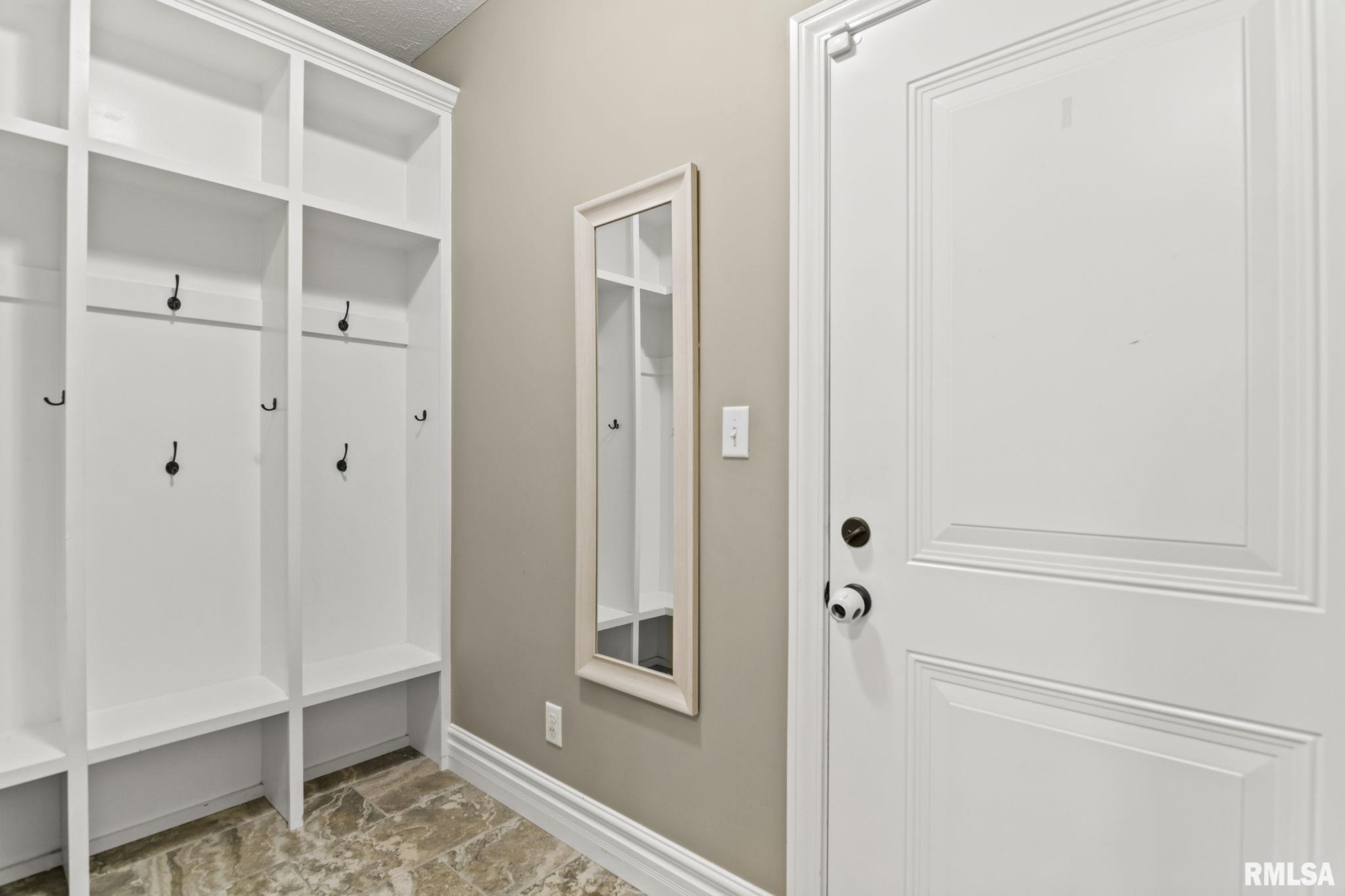 2812 Castlerock Ridge Springfield, IL 62711 - Photo 28 of 38