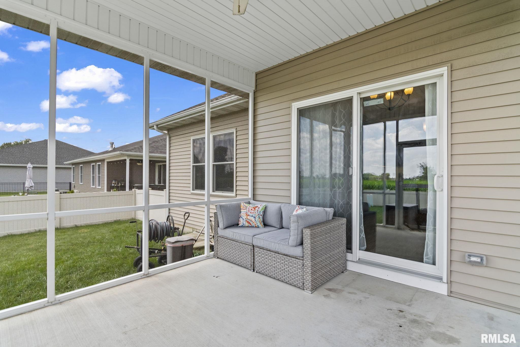 2812 Castlerock Ridge Springfield, IL 62711 - Photo 36 of 38