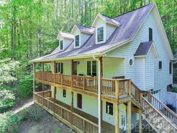 $545,000 | 93 Streamside Drive, Waynesville, NC 28785