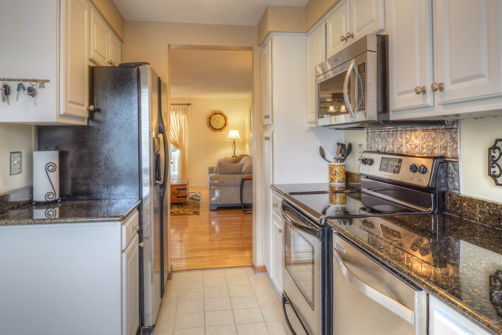 83 Abington Road, Unit 83 Danvers, MA 01923 - Photo 14 of 30 Gallery Image 14