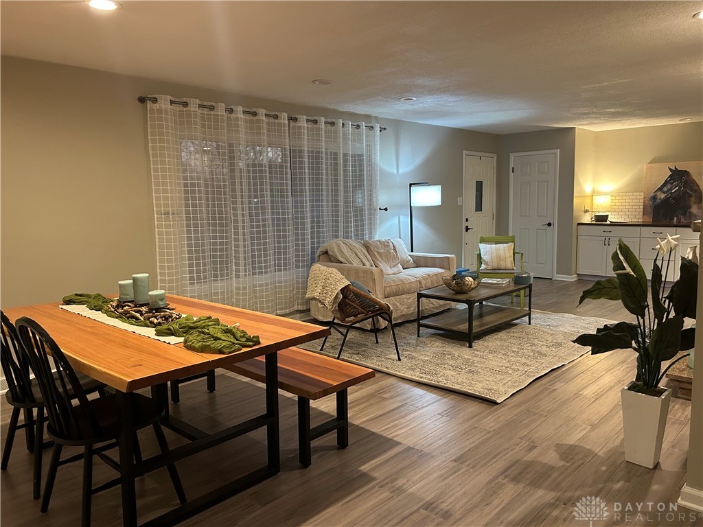 341 Cardigan Road Dayton, OH 45459 - Photo 3 of 24 Gallery Image 3