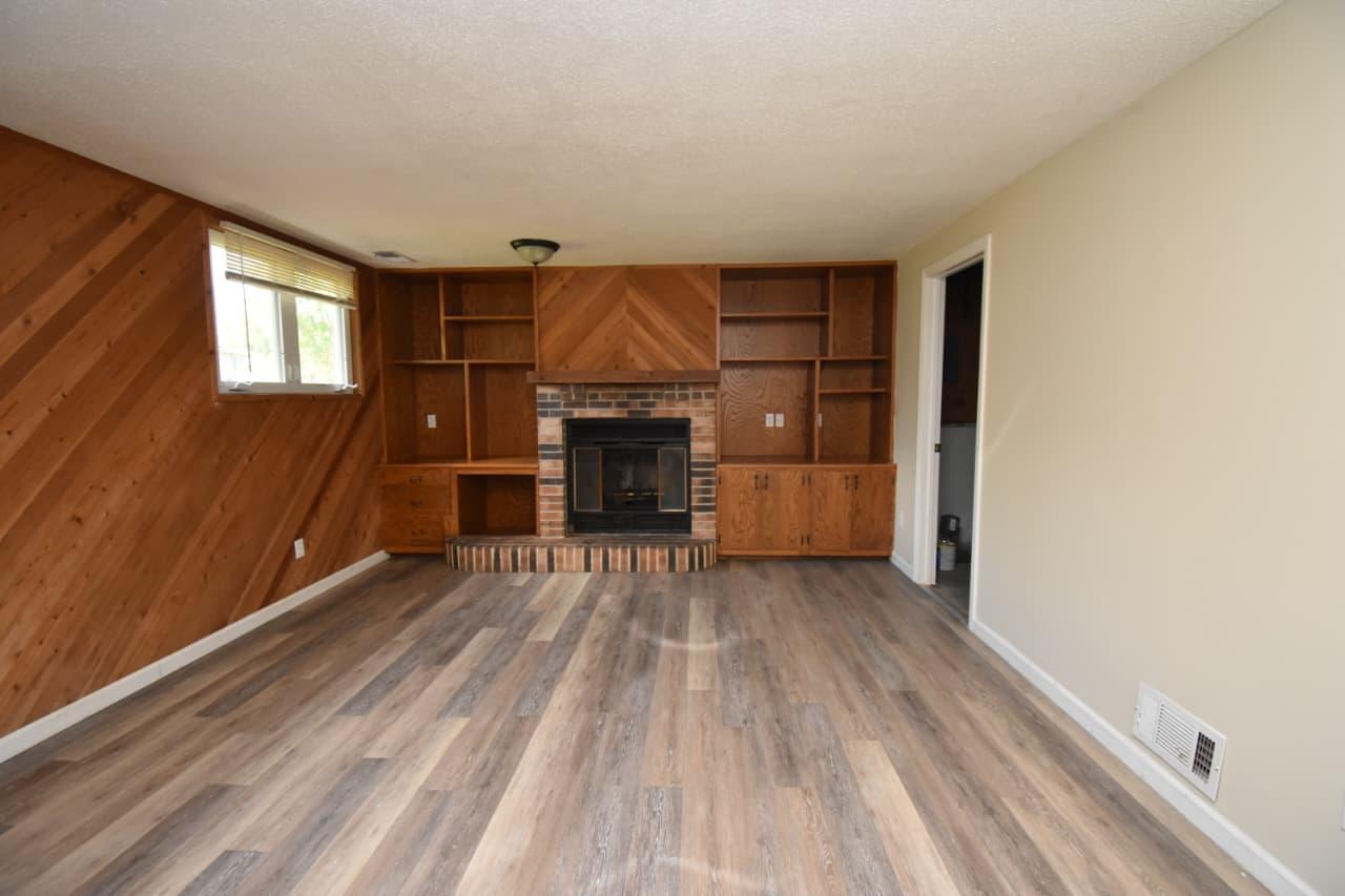 3958 Riverton Avenue St. Paul, MN 55122 - Photo 14 of 19