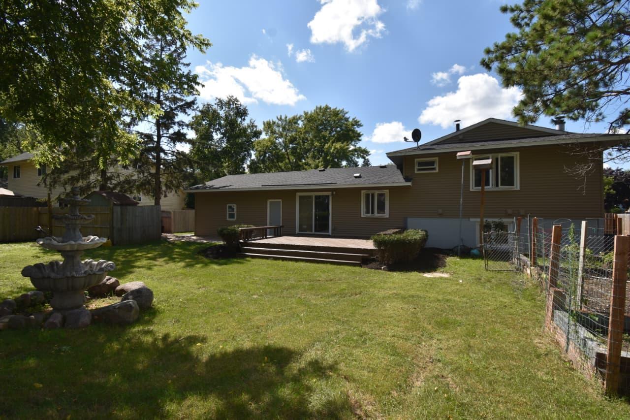 3958 Riverton Avenue St. Paul, MN 55122 - Photo 16 of 19