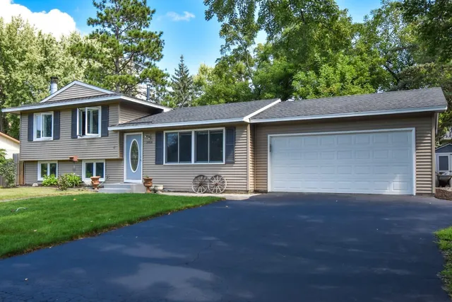 $364,900 | 3958 Riverton Avenue, Eagan, MN 55122