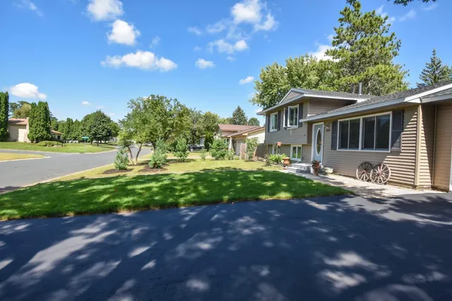 $364,900 | 3958 Riverton Avenue, St. Paul, MN 55122