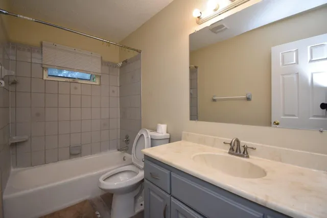 $364,900 | 3958 Riverton Avenue, Eagan, MN 55122