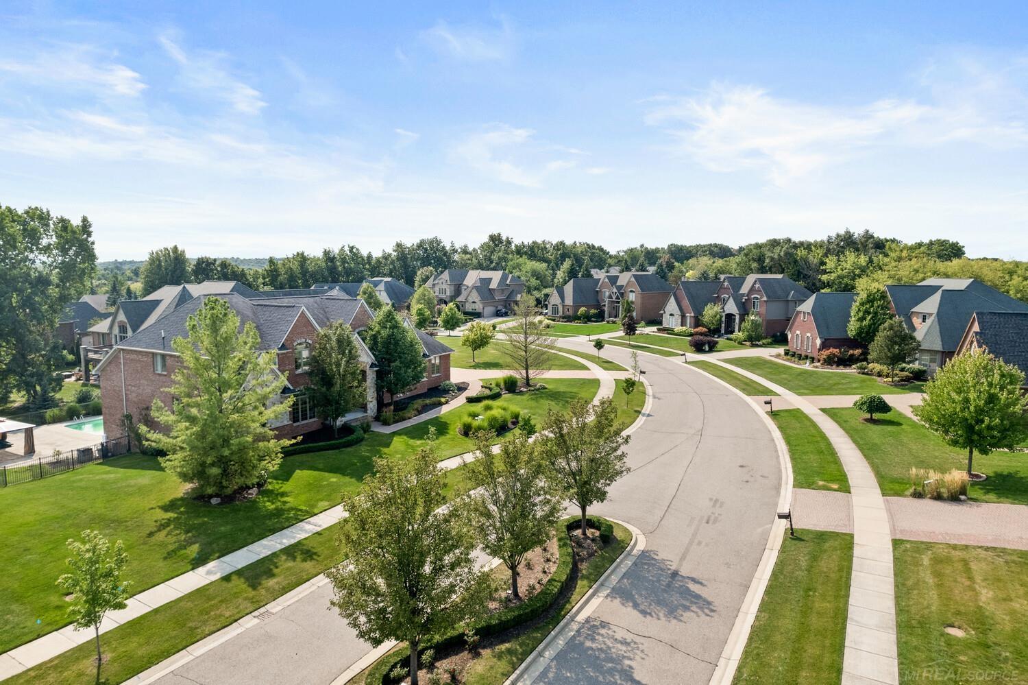 54141 Deer Ridge Court Rochester, MI 48307 - Photo 50 of 56 50091020-49.JPG