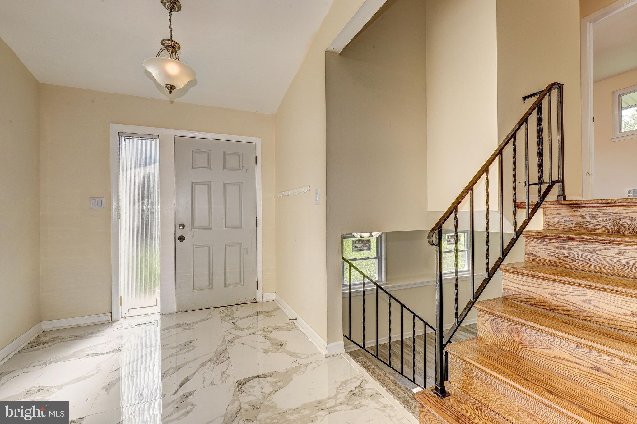 8152 Scotts Level Road Pikesville, MD 21208 - Photo 5 of 44