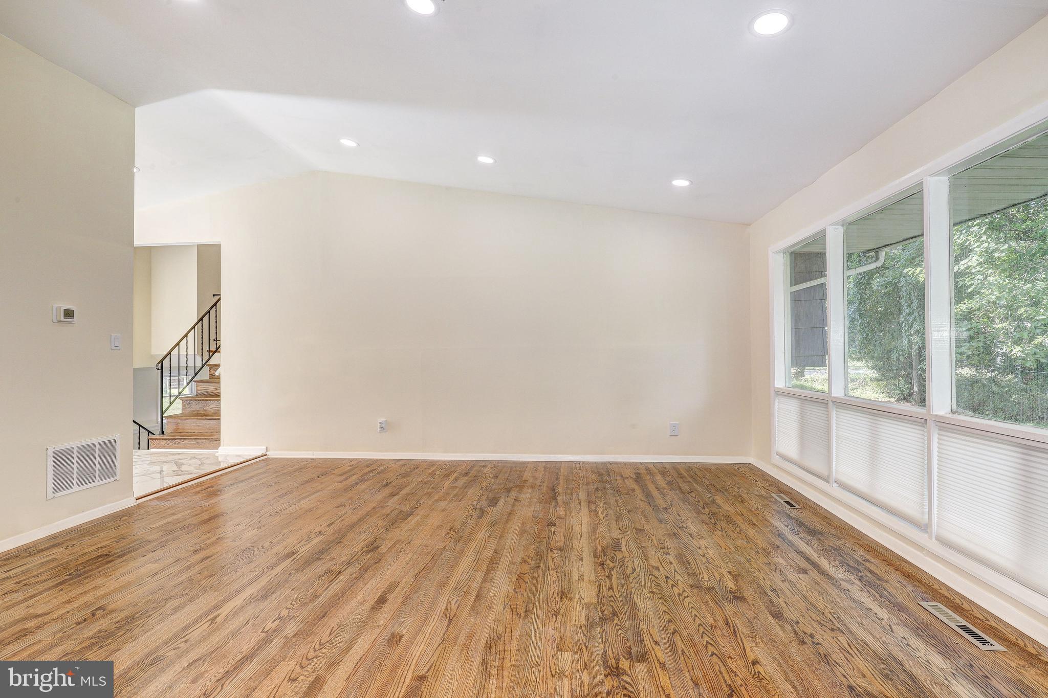 8152 Scotts Level Road Pikesville, MD 21208 - Photo 9 of 44