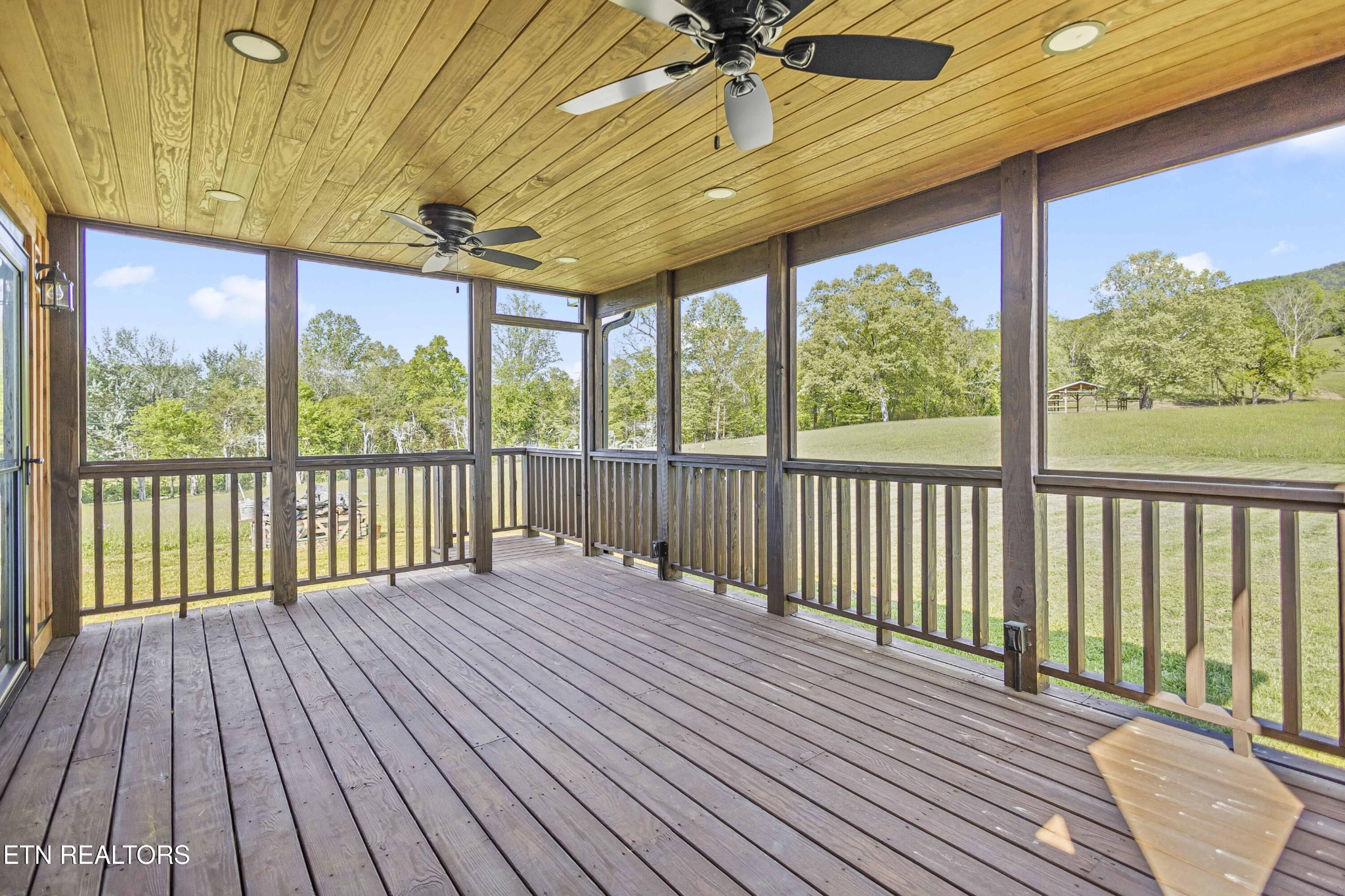 3419 Rutledge Pike Blaine, TN 37709 - Photo 23 of 36 Gallery Image 23