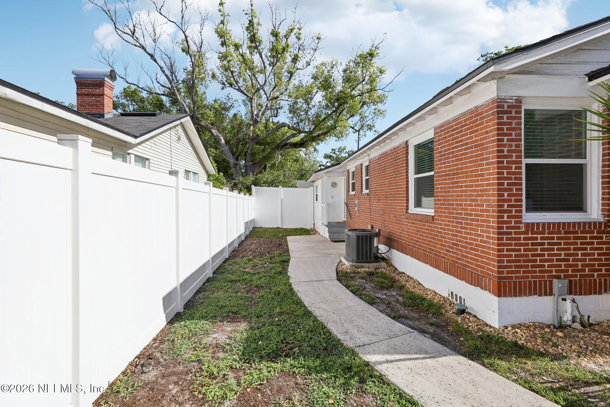 4802 Post Street Jacksonville, FL 32205 - Photo 37 of 40 37-web-or-mls-Post St-S2104-032
