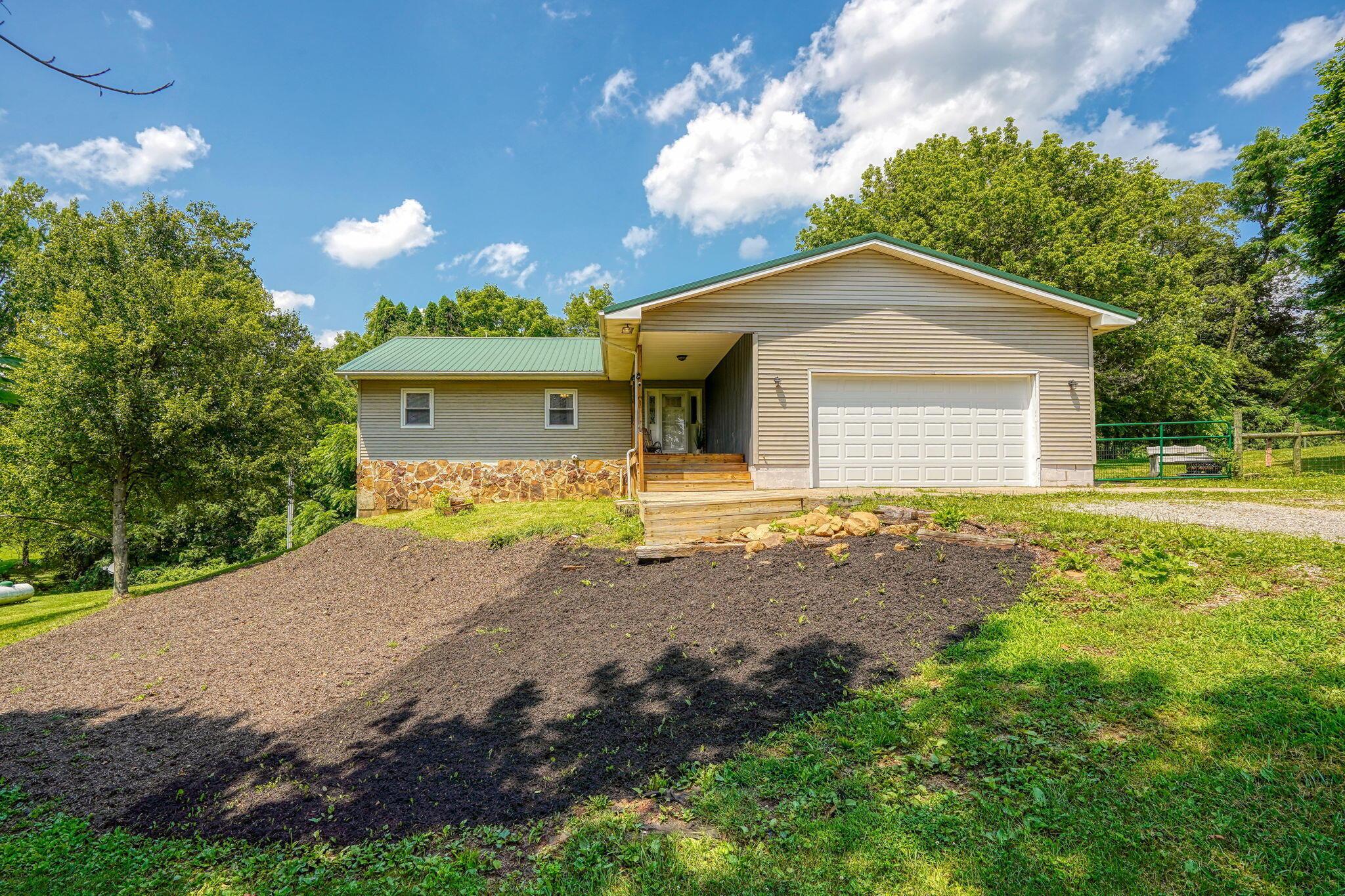 9030 Heigle Road Southwest Stoutsville, OH 43154 - Photo 13 of 55 9030 Heigle Rd (51)