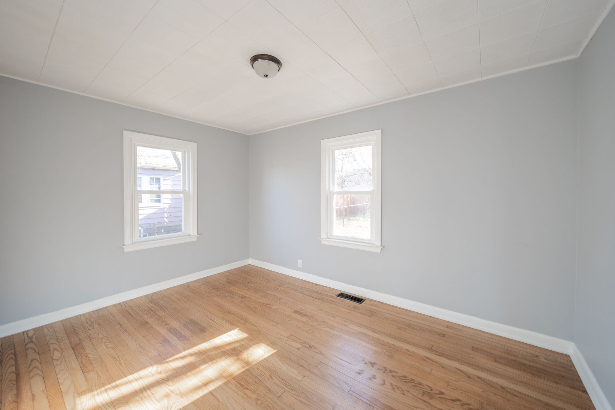 1513 Lindberg Road Anderson, IN 46012 - Photo 7 of 22