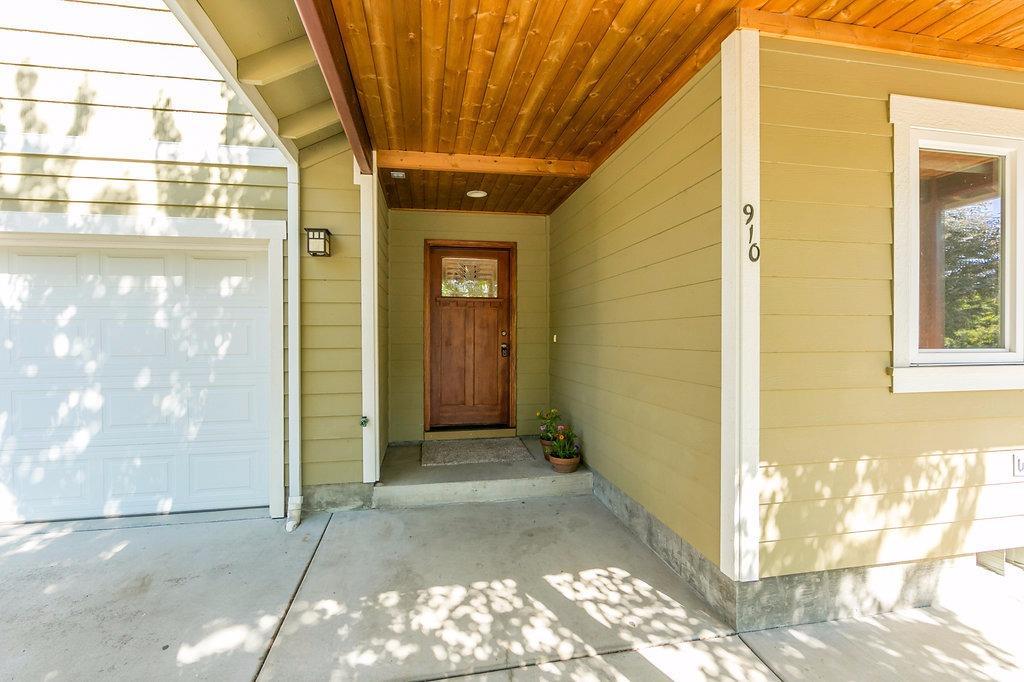 910 Talent Avenue Talent, OR 97540 - Photo 2 of 33 Additional Photo