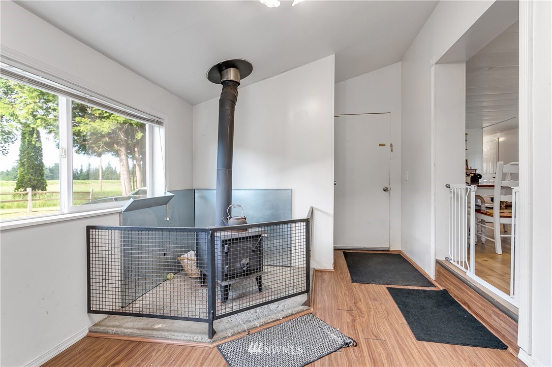 6284 Old Guide Road Bellingham, WA 98226 - Photo 5 of 32
