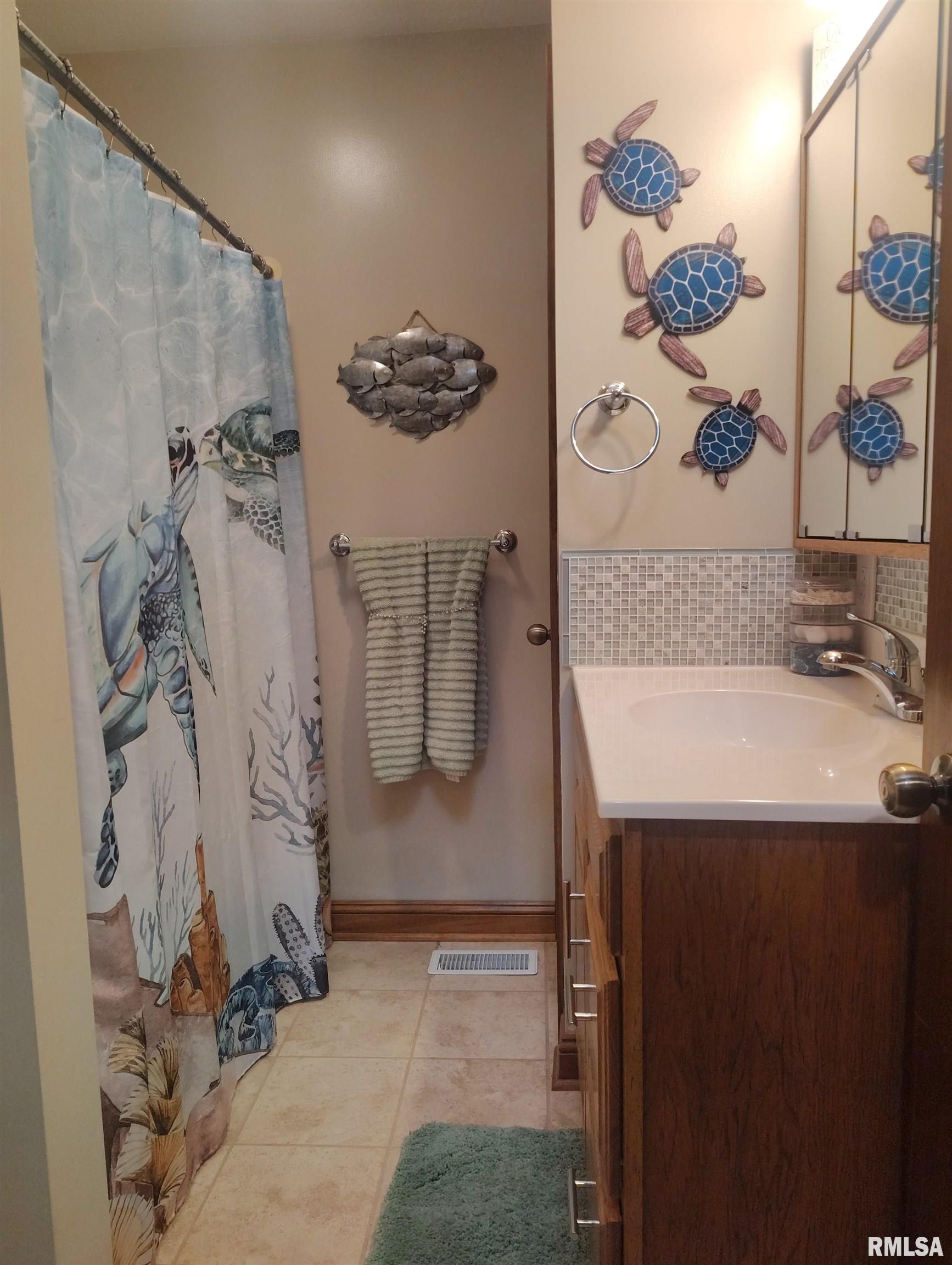 30720 North Norris Blacktop Road Farmington, IL 61531 - Photo 68 of 94