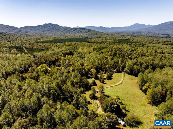 a view of an mountain