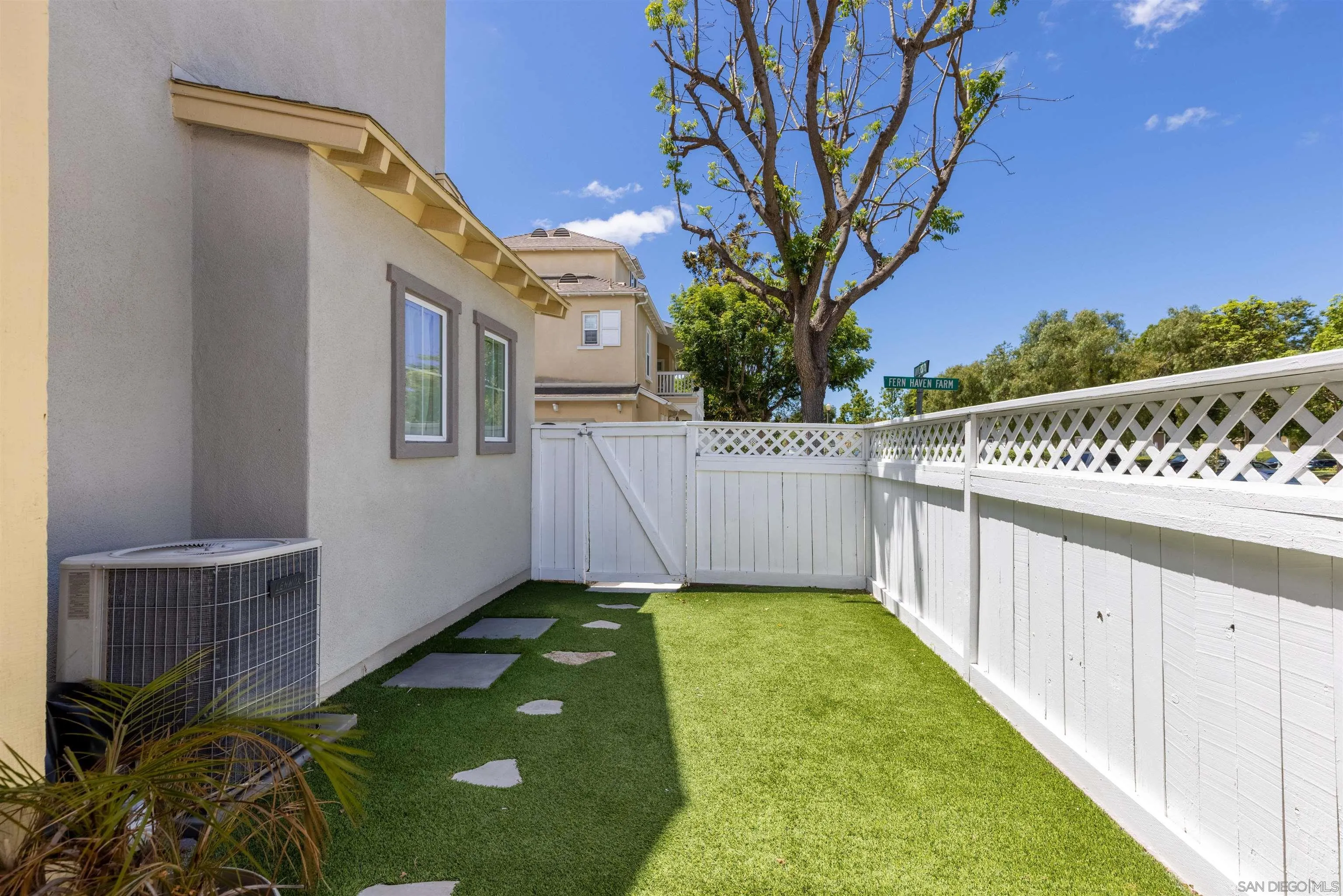 1 Fern Haven Farm Ladera Ranch, CA 92694 - Photo 19 of 25