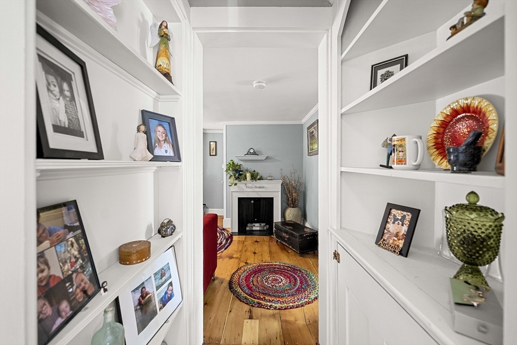 376 Main Street, Unit 4 Amesbury, MA 01913 - Photo 19 of 33