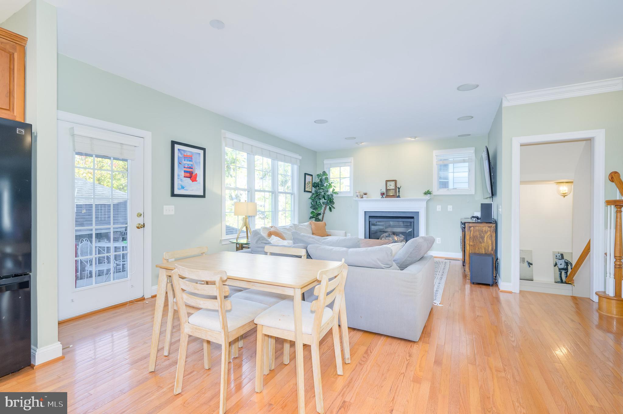 109 Amalfi Court Purcellville, VA 20132 - Photo 18 of 65 a living room with furniture and a wooden floor