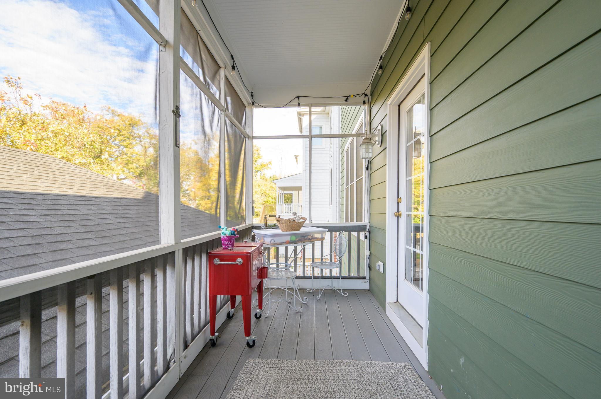 109 Amalfi Court Purcellville, VA 20132 - Photo 47 of 65 a view of balcony with wooden floor