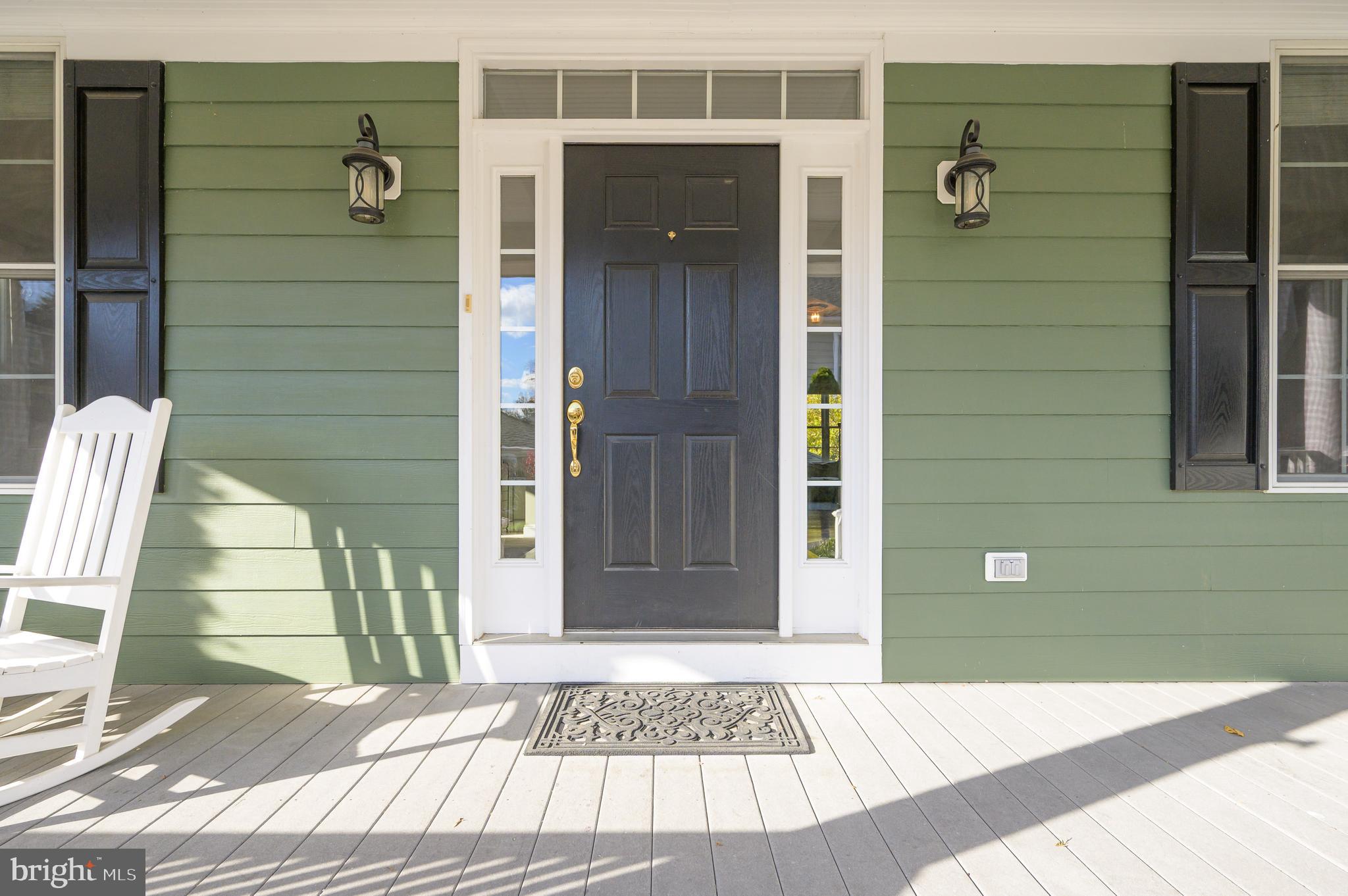 109 Amalfi Court Purcellville, VA 20132 - Photo 54 of 65 a view of wooden door
