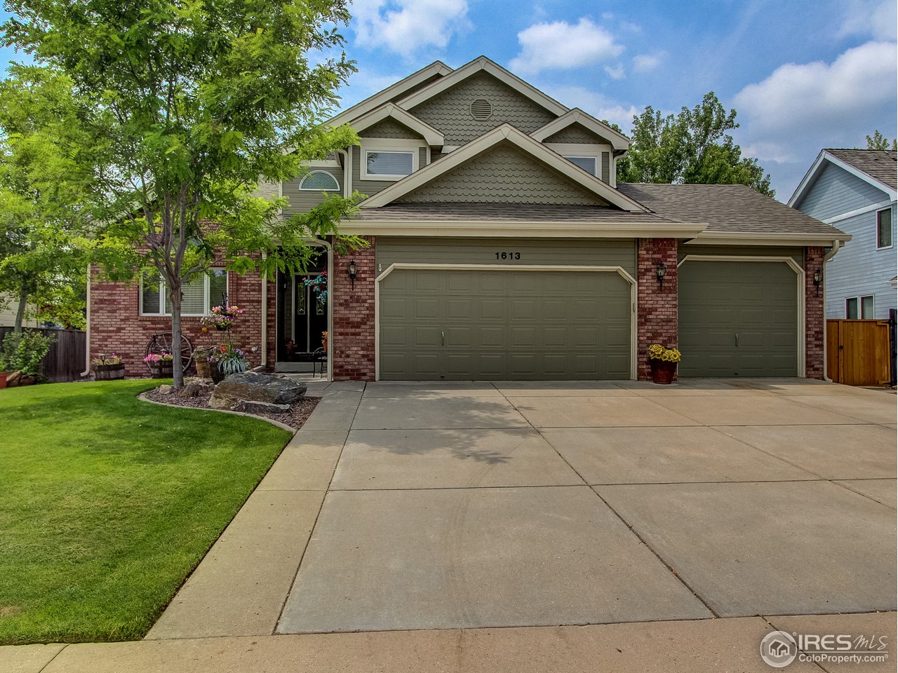 1613 Silvergate Road Fort Collins, CO 80526 - Photo 1 of 40 Gallery Image 1