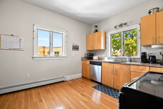 $3,200 | 87 Broad Street, Unit 2, Lynn, MA 01902