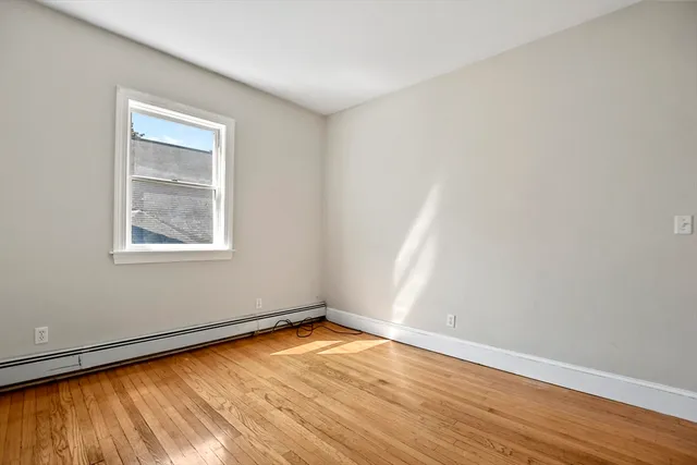 $3,200 | 87 Broad Street, Unit 2, Lynn, MA 01902