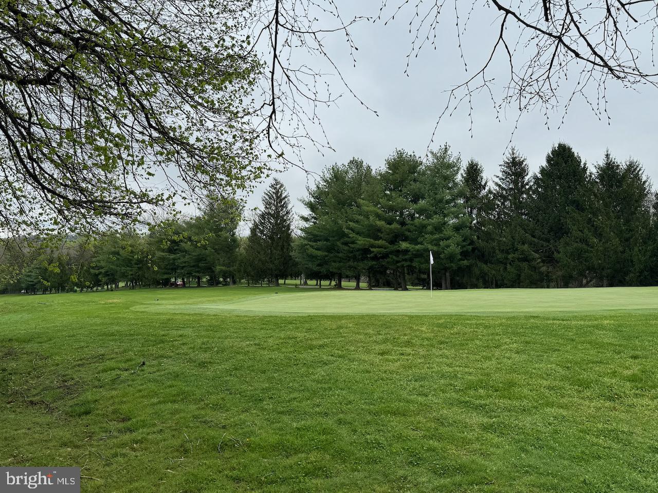 25 Medinah Drive Reading, PA 19607 - Photo 32 of 39