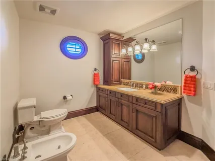 $6,950,000 | 200 South Golf Drive, Naples, FL 34102