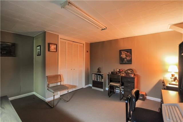 3425 Buck Road Clarksville, TN 37043 - Photo 19 of 20 Office in basement with closet