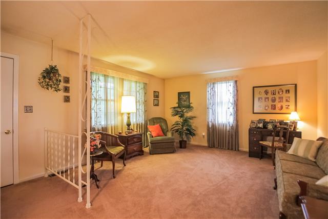 3425 Buck Road Clarksville, TN 37043 - Photo 7 of 20 Formal living room