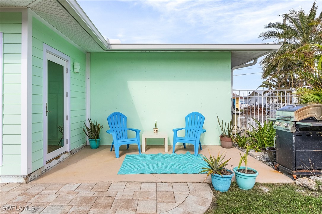 2669 Bridgeview Street Matlacha, FL 33993 - Photo 29 of 40 Gallery Image 29