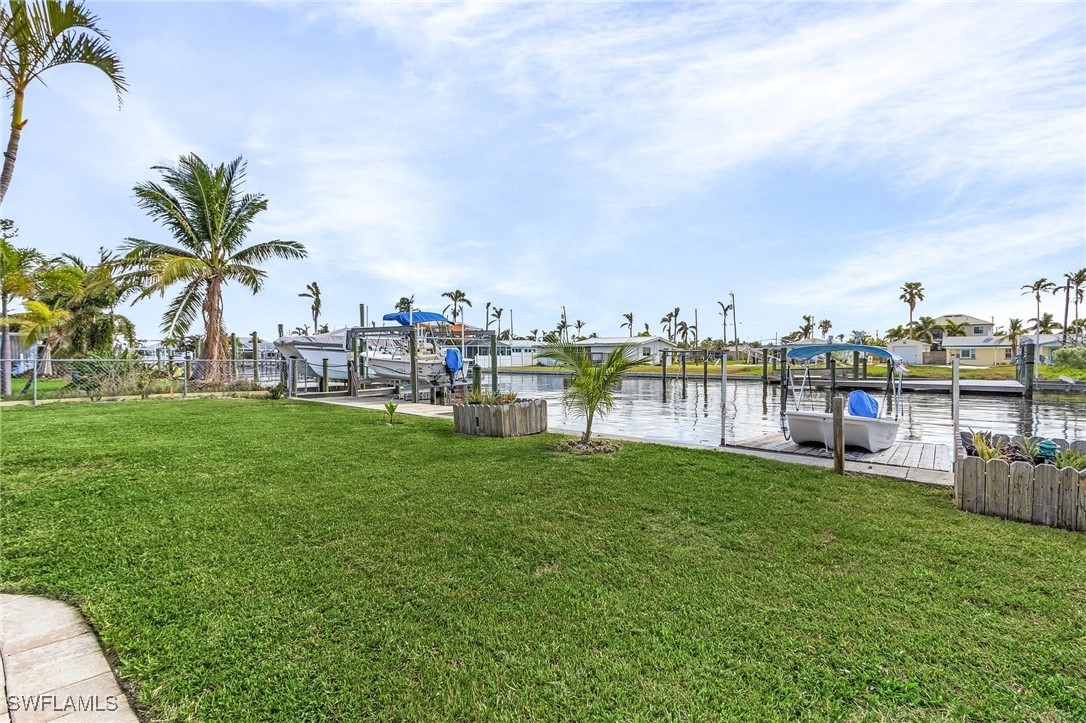 2669 Bridgeview Street Matlacha, FL 33993 - Photo 30 of 40 Gallery Image 30