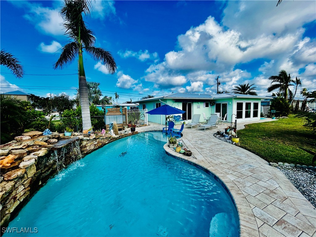 2669 Bridgeview Street Matlacha, FL 33993 - Photo 36 of 40 Gallery Image 36