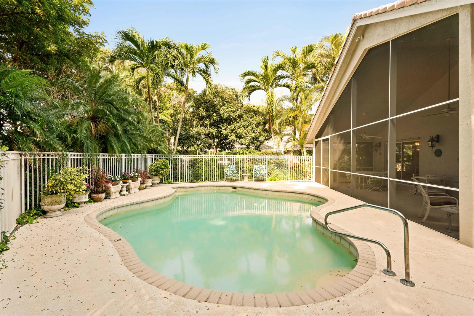 7386 Falls Road East Boynton Beach, FL 33437 - Photo 4 of 32 Pool One