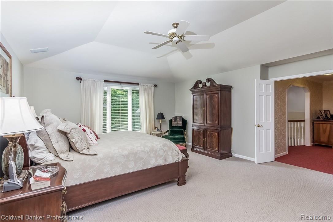 1425 Pebble Ridge Drive Rochester, MI 48307 - Photo 19 of 43 034-Master_Bedroom-1829955-large.jpg
