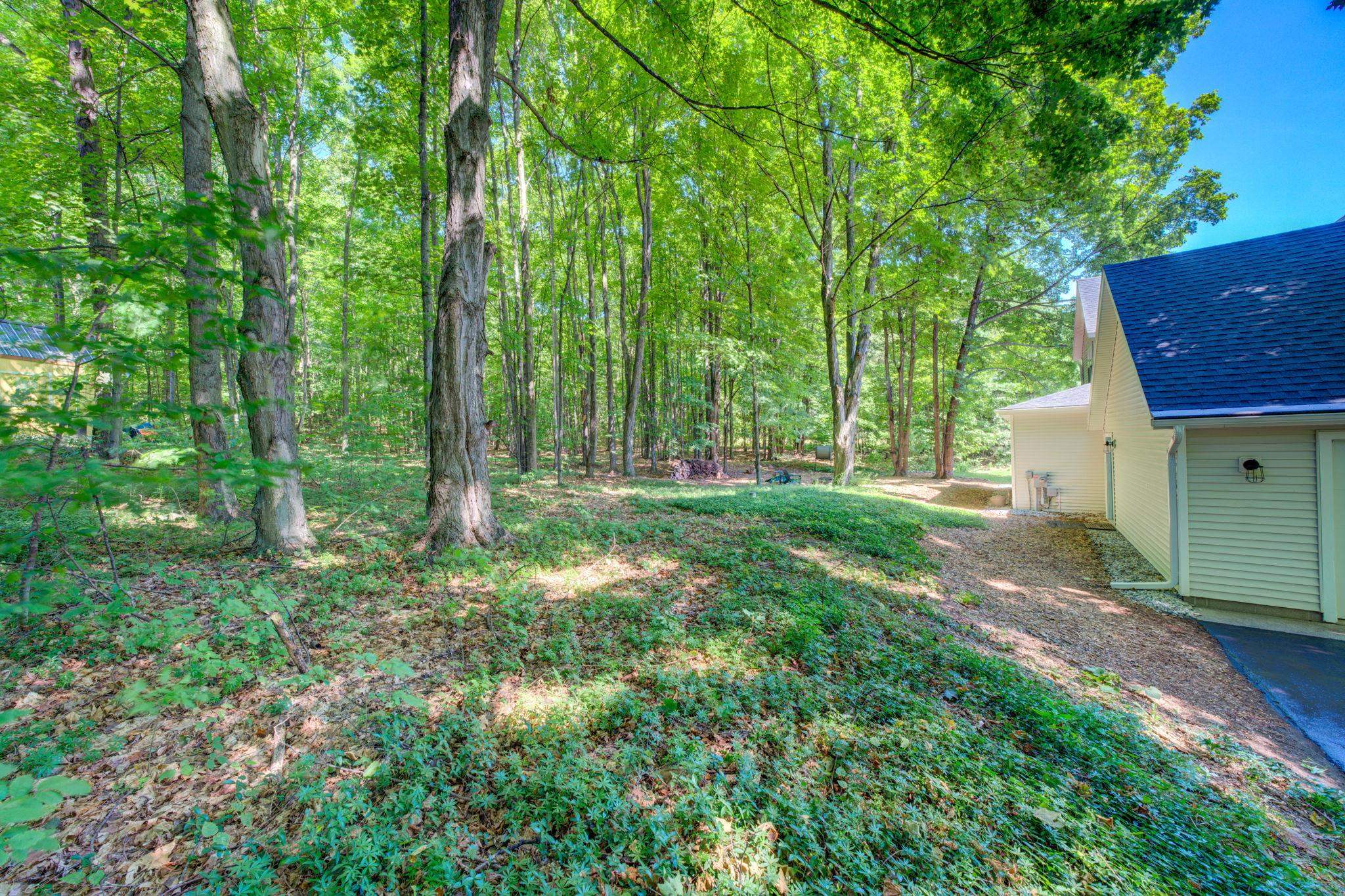 9601 Stone House Road Suttons Bay, MI 49682 - Photo 62 of 91 1925924-e4dbb7a5-2c8d-49d9-9956-5bacf9b8683d.JPG