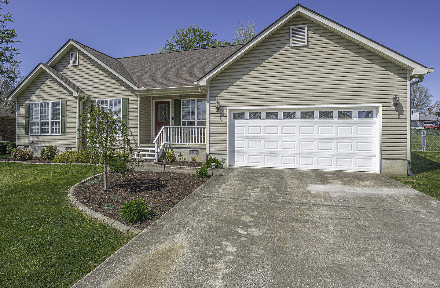 38 Beaver Road Fort Oglethorpe, GA 30742 - Photo 3 of 47 Outside Front 7
