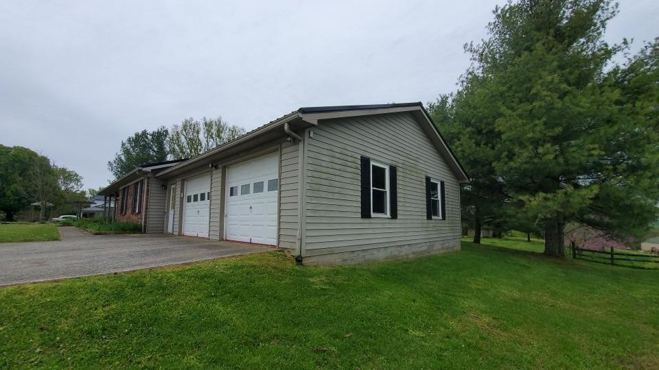 10341 Richmond Road Paint Lick, KY 40461 - Photo 8 of 25 Photo 8