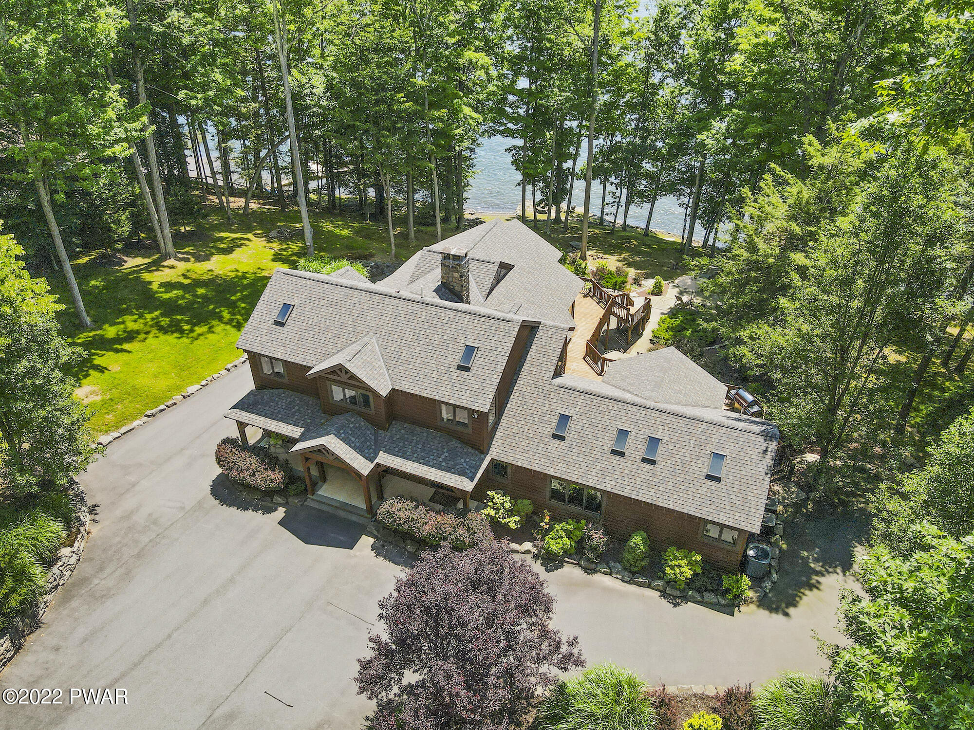 07-Photo_1080360980_DJI_20_jpg_8378444_0