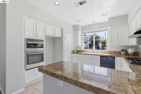 $1,988,888 | 5315 Asterwood Drive, Dublin, CA 94568