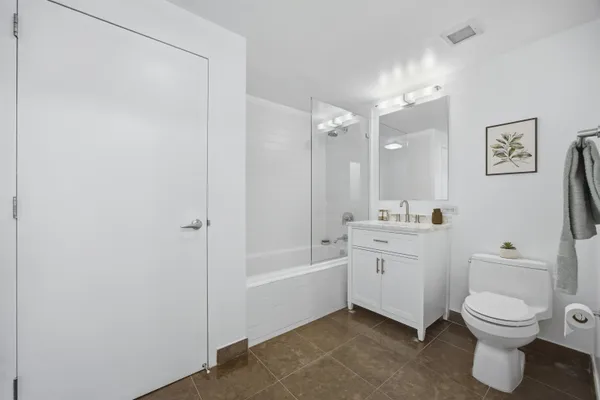 $750,000 | 88 Morgan Street, Unit 4307, Jersey City, NJ 07302