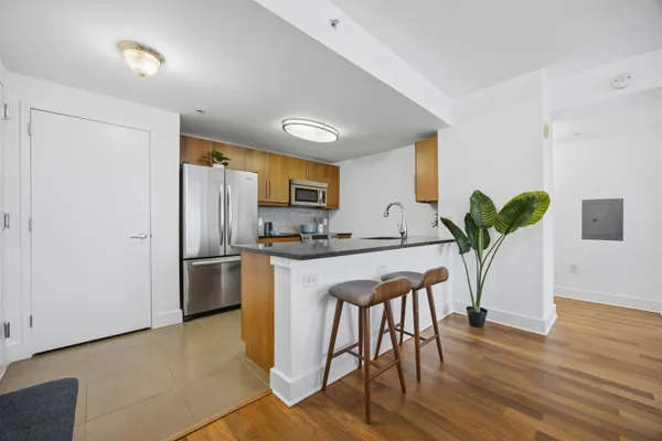 $750,000 | 88 Morgan Street, Unit 4307, Jersey City, NJ 07302