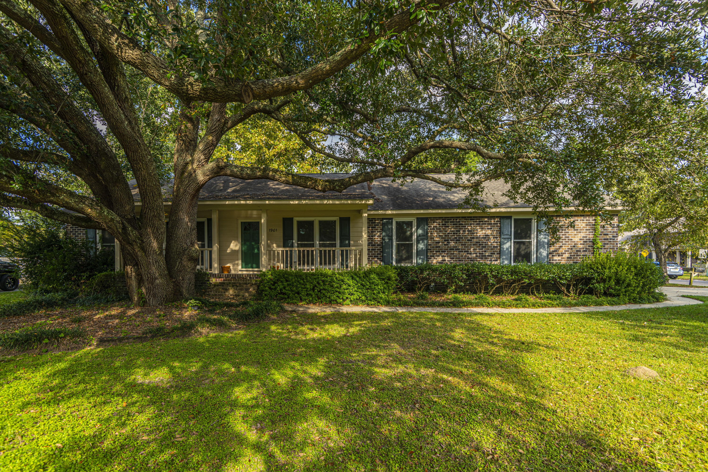 1901 Ashley Hall Road Charleston, SC 29407 - Photo 35 of 36 DSC_7755