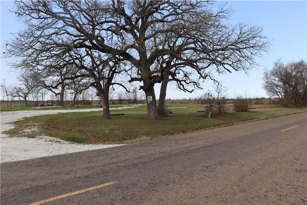 $170,000 | 4202 South Fm 339, Groesbeck, TX 76642